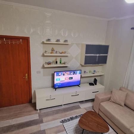Liqeni Thate, Tirane 아파트 외부 사진