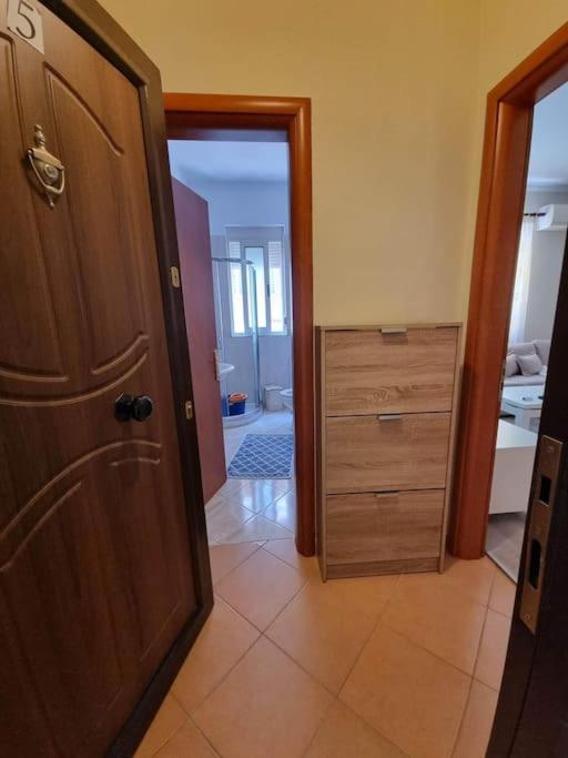 Liqeni Thate, Tirane 아파트 외부 사진